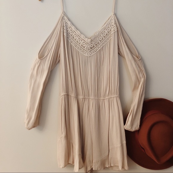 PRICE DROP Urban Outfitters Cream Romper - Picture 1 of 4